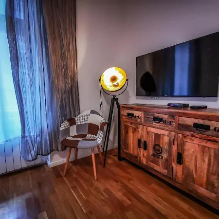 Ondříčkova Apartamento *